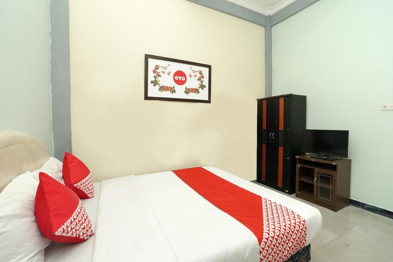 Kartika Syariah Homestay By Stayku Surabaya Eksteriør billede