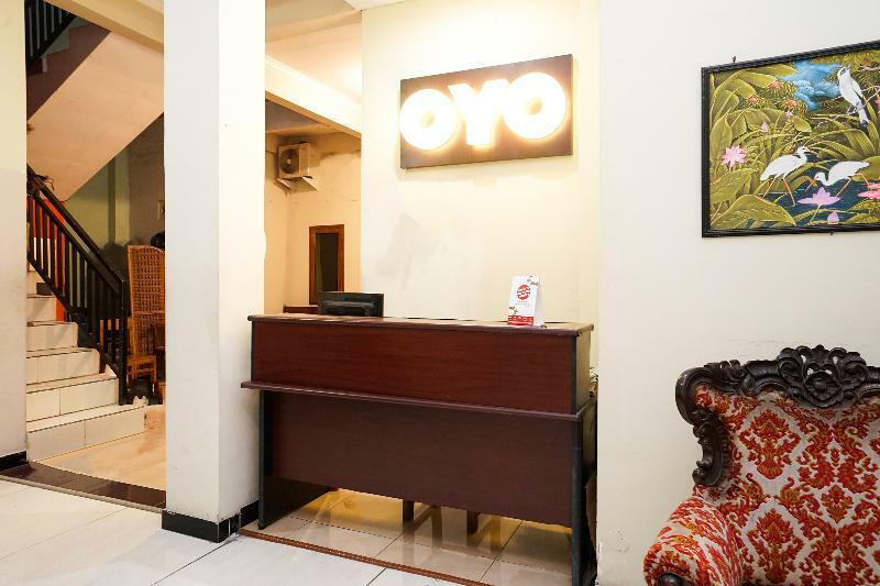 Kartika Syariah Homestay By Stayku Surabaya Eksteriør billede